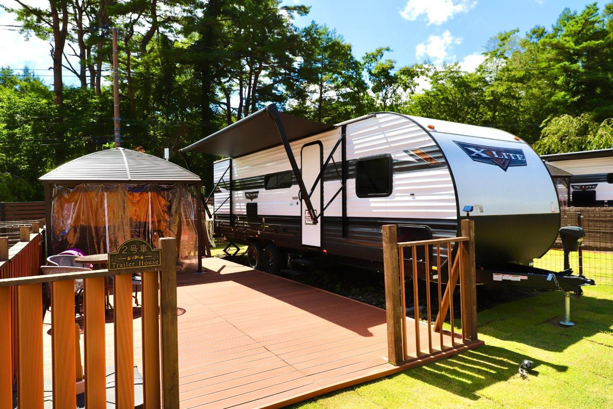 Gramercy Village 山中湖 Glamping &Sauna Яманакако Екстер'єр фото