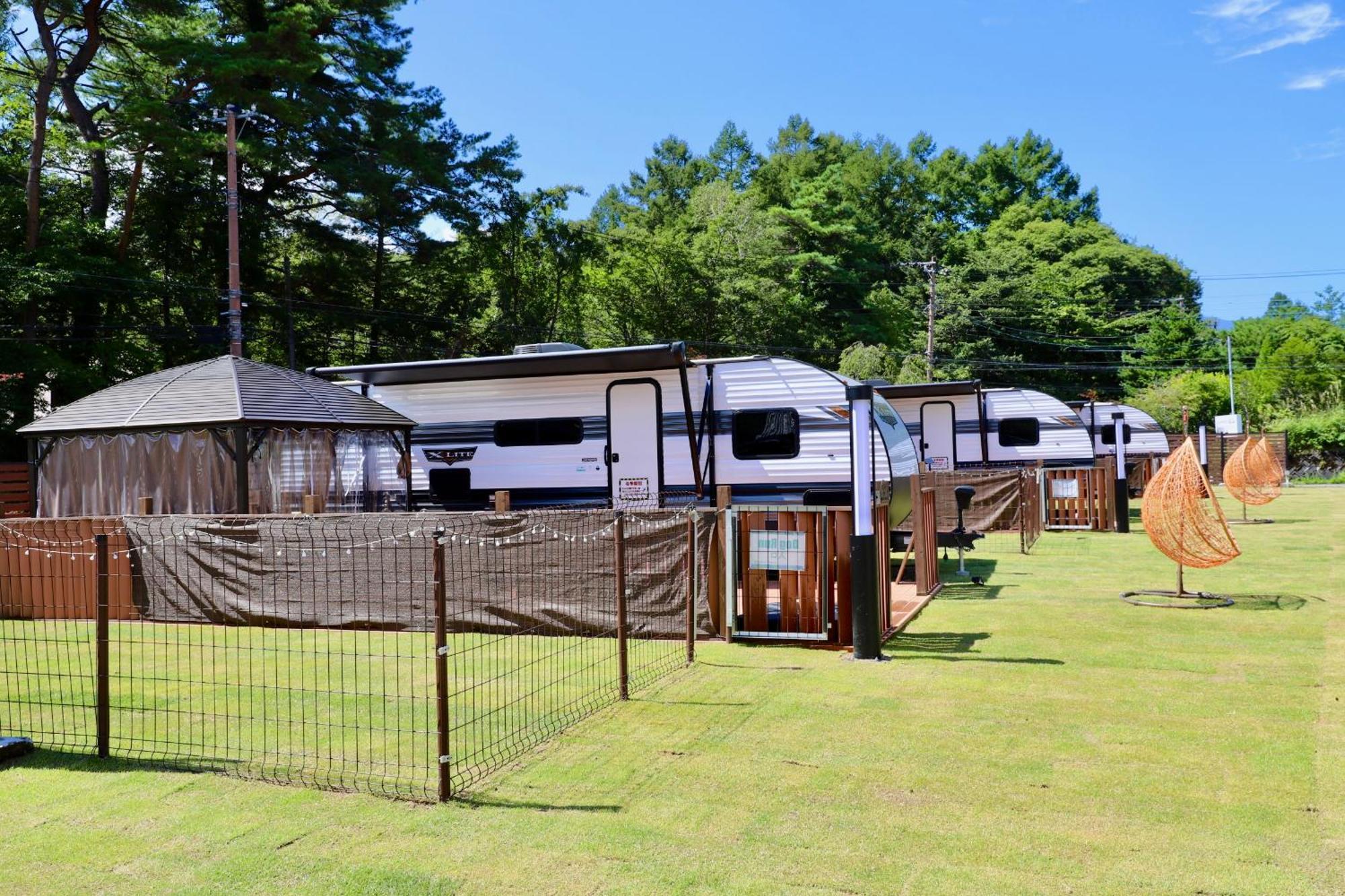 Gramercy Village 山中湖 Glamping &Sauna Яманакако Екстер'єр фото